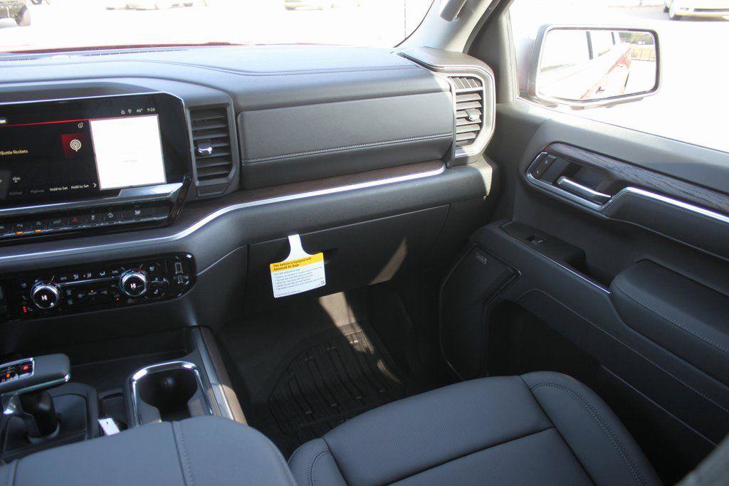 New 2026 GMC Sierra 1500 SLT w/ SLT Premium Plus Package image 8