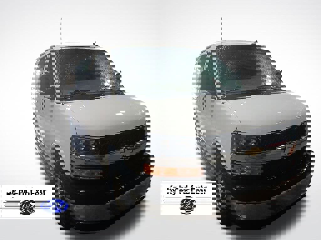 Used 2021 Chevrolet Express 2500 Work Van w/ Driver Convenience Package image 2