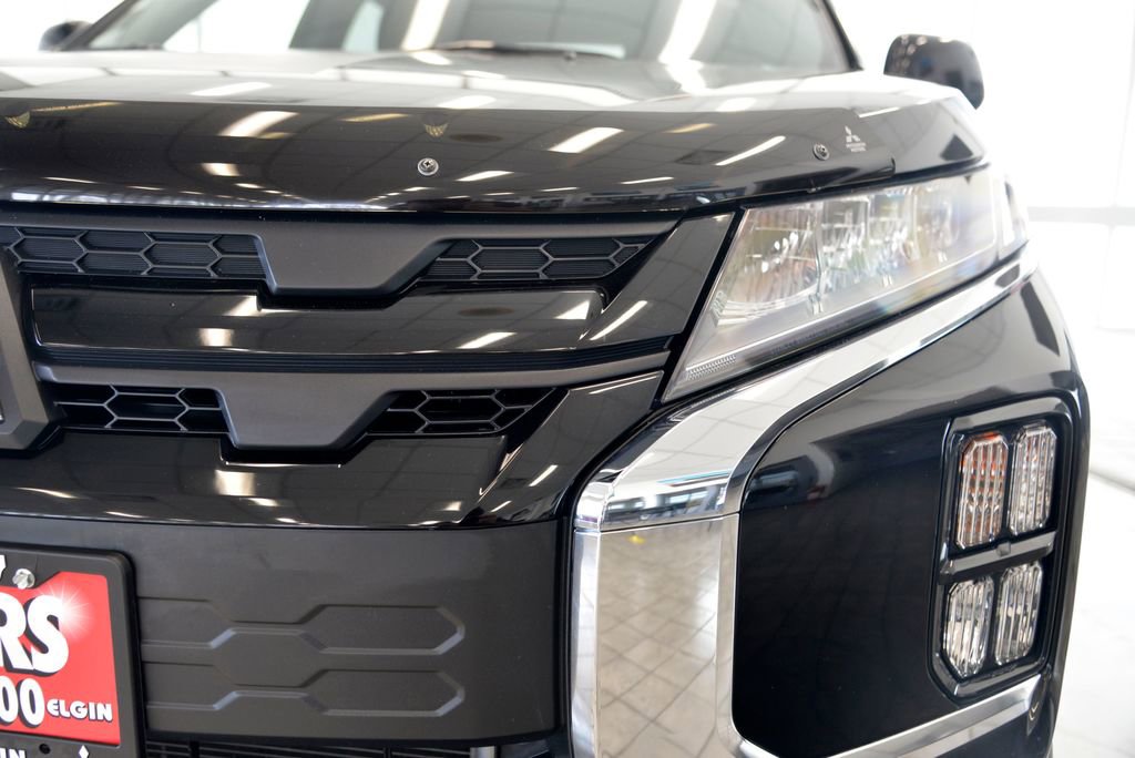 Used 2024 Mitsubishi Outlander Sport ES image 11