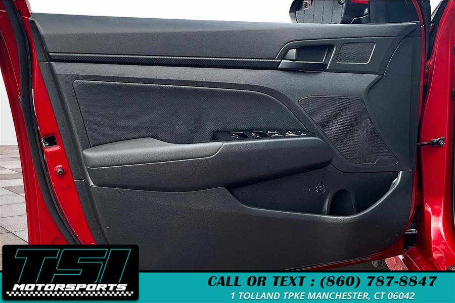 Used 2017 Hyundai Elantra Sport image 23