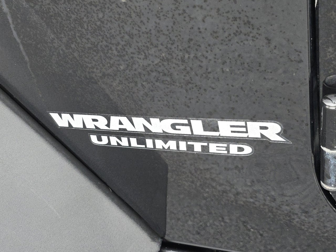 Used 2013 Jeep Wrangler Unlimited Rubicon w/ Connectivity Group image 22