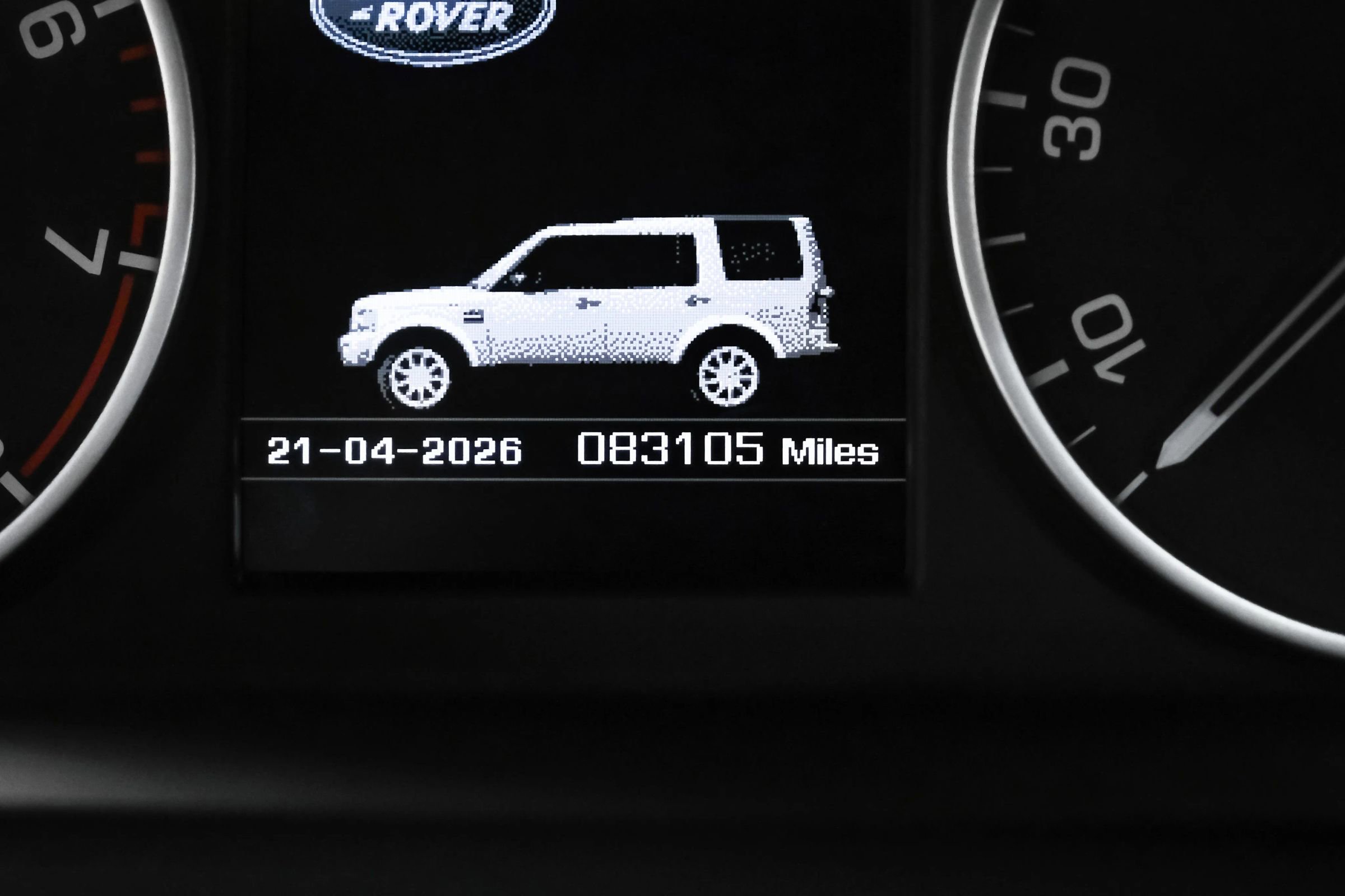 Used 2016 Land Rover LR4 HSE Silver Edition AWD/4WD image 15