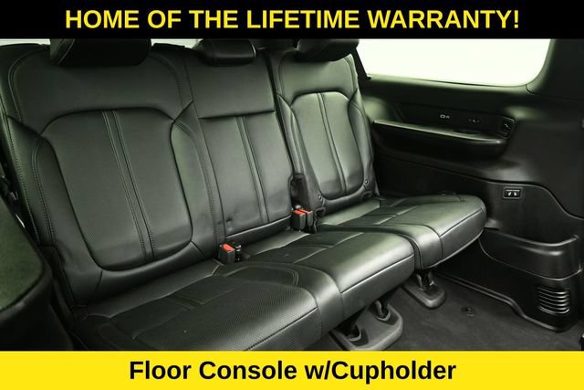 Used 2023 Jeep Wagoneer L Series III w/ Premium Group I AWD/4WD image 38