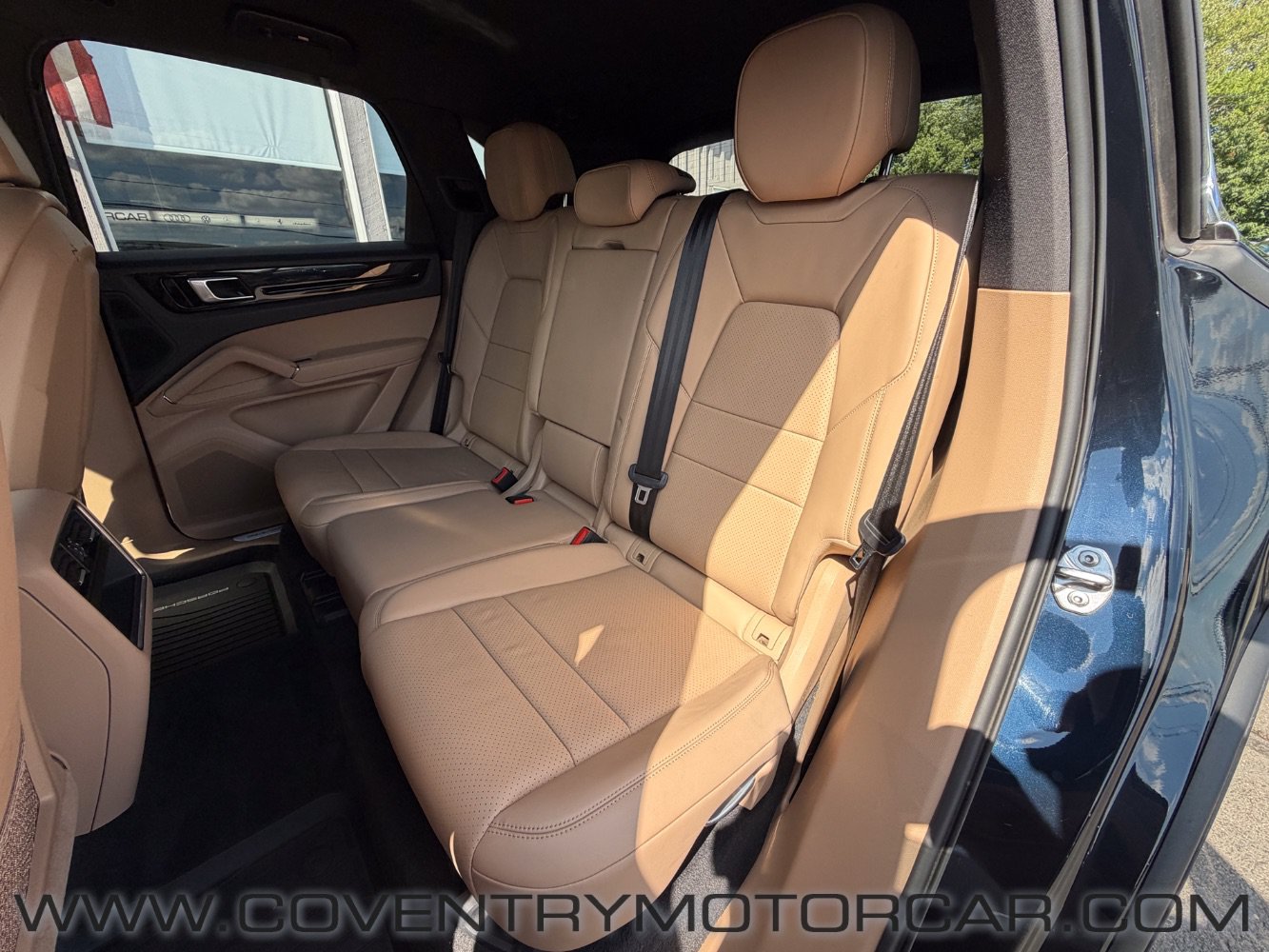 Used 2019 Porsche Cayenne AWD/4WD image 35