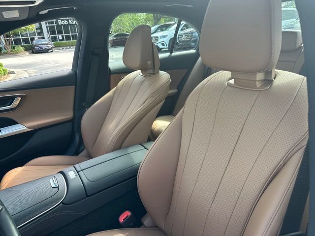 Used 2026 Mercedes-Benz E 350 4MATIC Sedan image 15