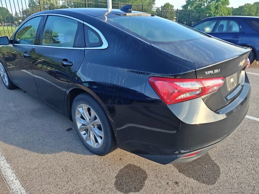 Used 2021 Chevrolet Malibu LT FWD image 4
