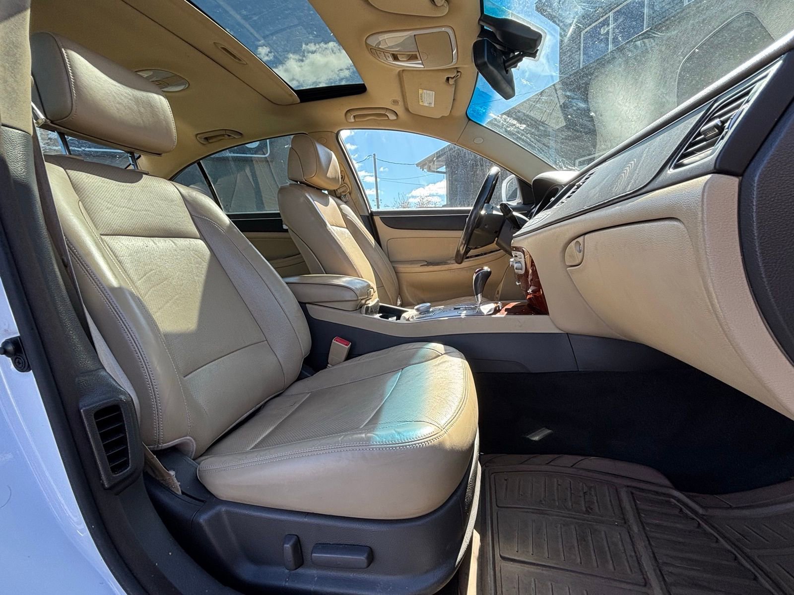 Used 2014 Hyundai Genesis 5.0 R-Spec image 16