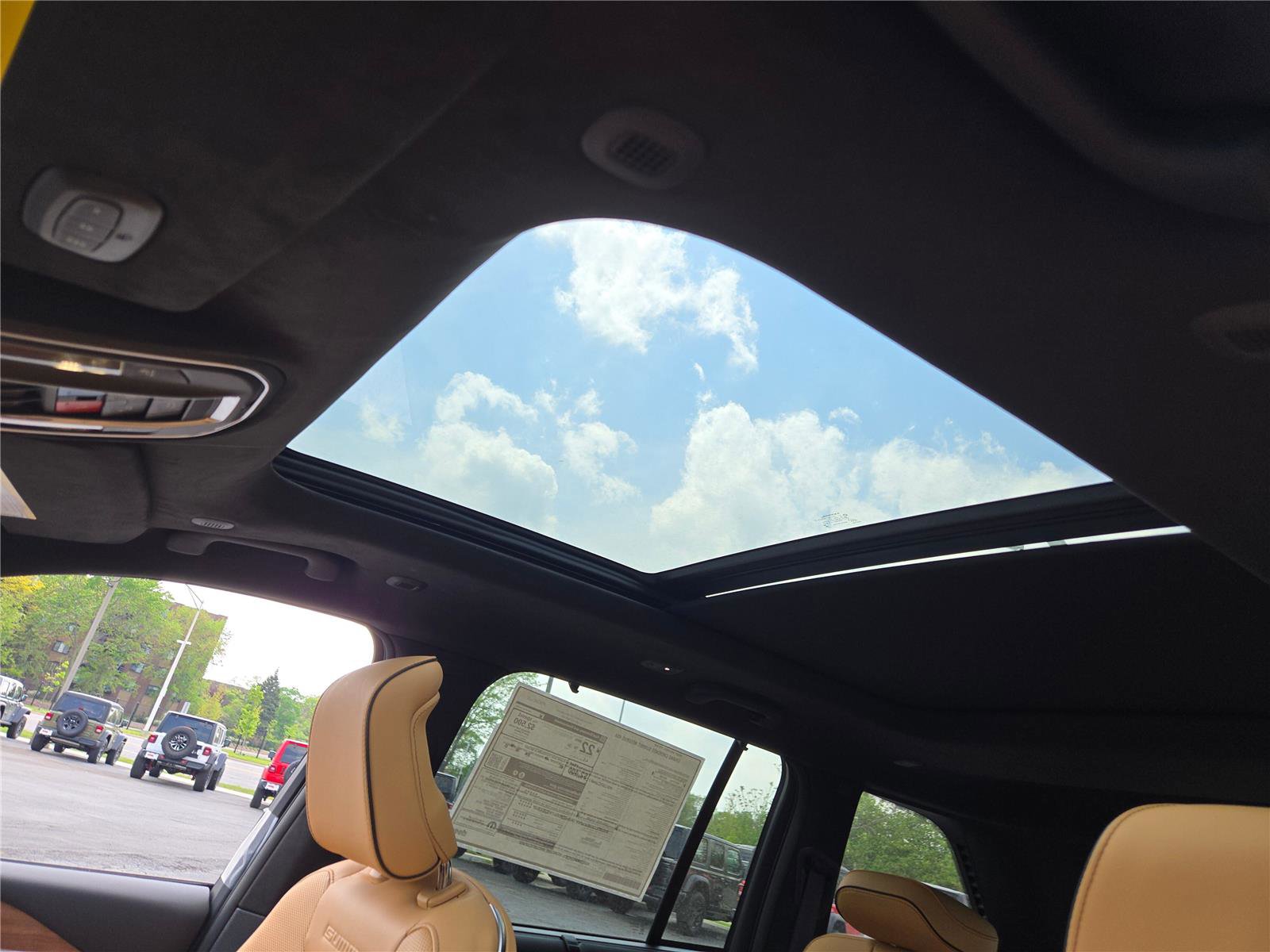 New 2025 Jeep Grand Cherokee Summit image 29