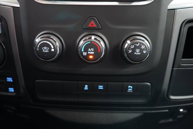 Used 2022 RAM 1500 Classic Warlock AWD/4WD image 32
