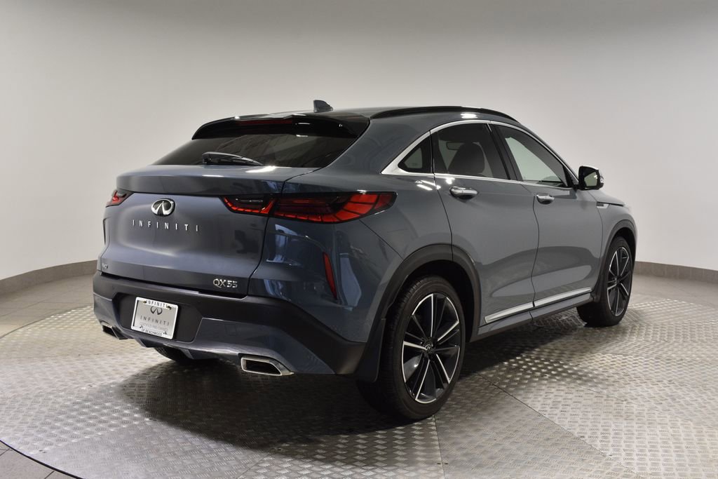 Certified 2025 INFINITI QX55 Essential w/ Accent Package AWD/4WD image 7