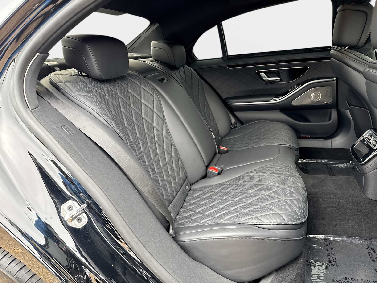 Used 2024 Mercedes-Benz S 580e 4MATIC Sedan image 19