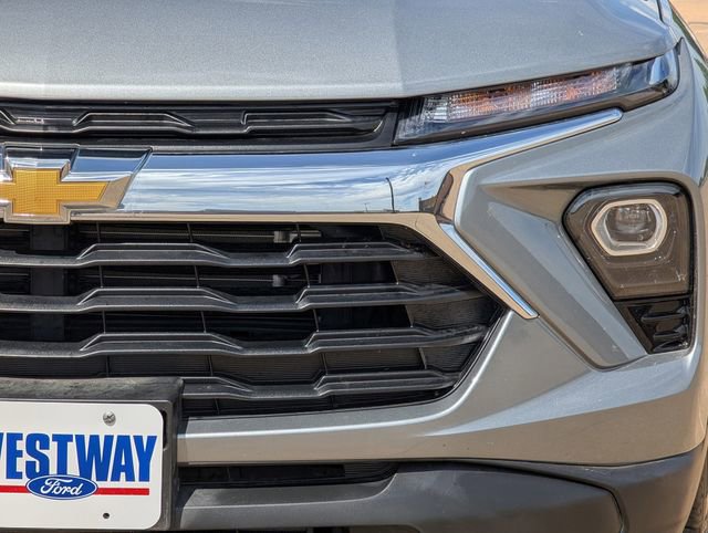 Used 2024 Chevrolet TrailBlazer LS FWD image 9