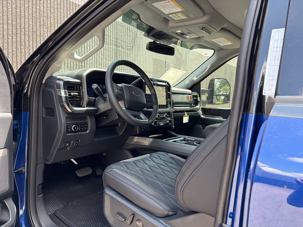 New 2026 Ford F250 Lariat w/ Black Appearance Package AWD/4WD image 10