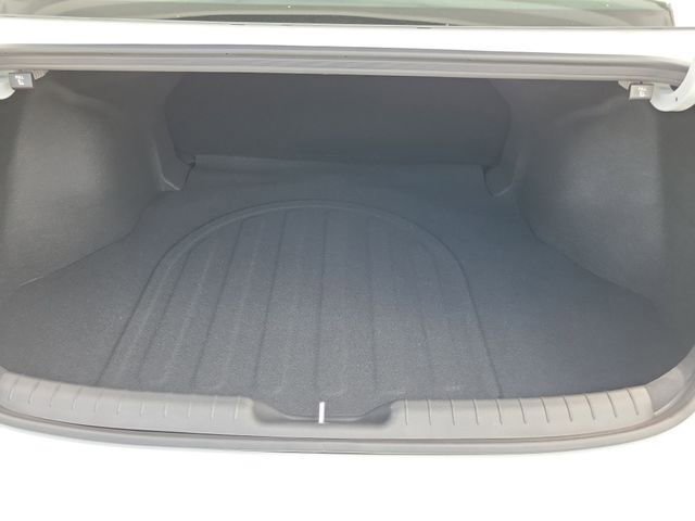New 2026 Hyundai Elantra SE FWD image 25