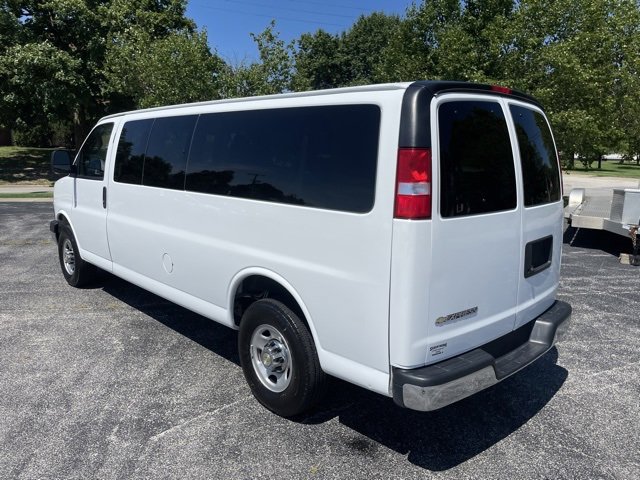 Used 2024 Chevrolet Express 3500 LT w/ LT Preferred Equipment Group image 7