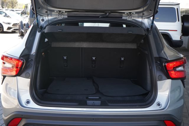Used 2026 Chevrolet Trax RS w/ Sunroof Package FWD image 7