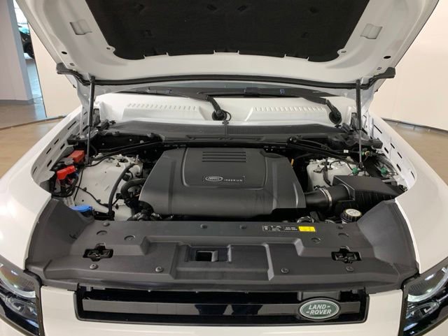 Used 2022 Land Rover Defender 90 S AWD/4WD image 34