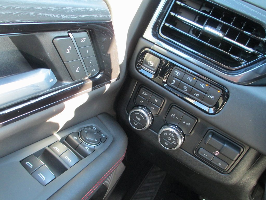 New 2026 GMC Yukon XL AT4 Ultimate image 15