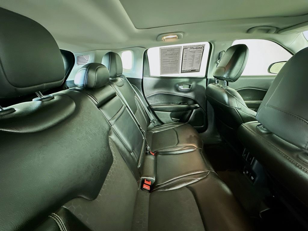 Used 2018 Jeep Compass Latitude w/ Popular Equipment Group image 27