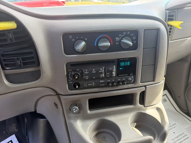 Used 2005 GMC Safari RWD image 14