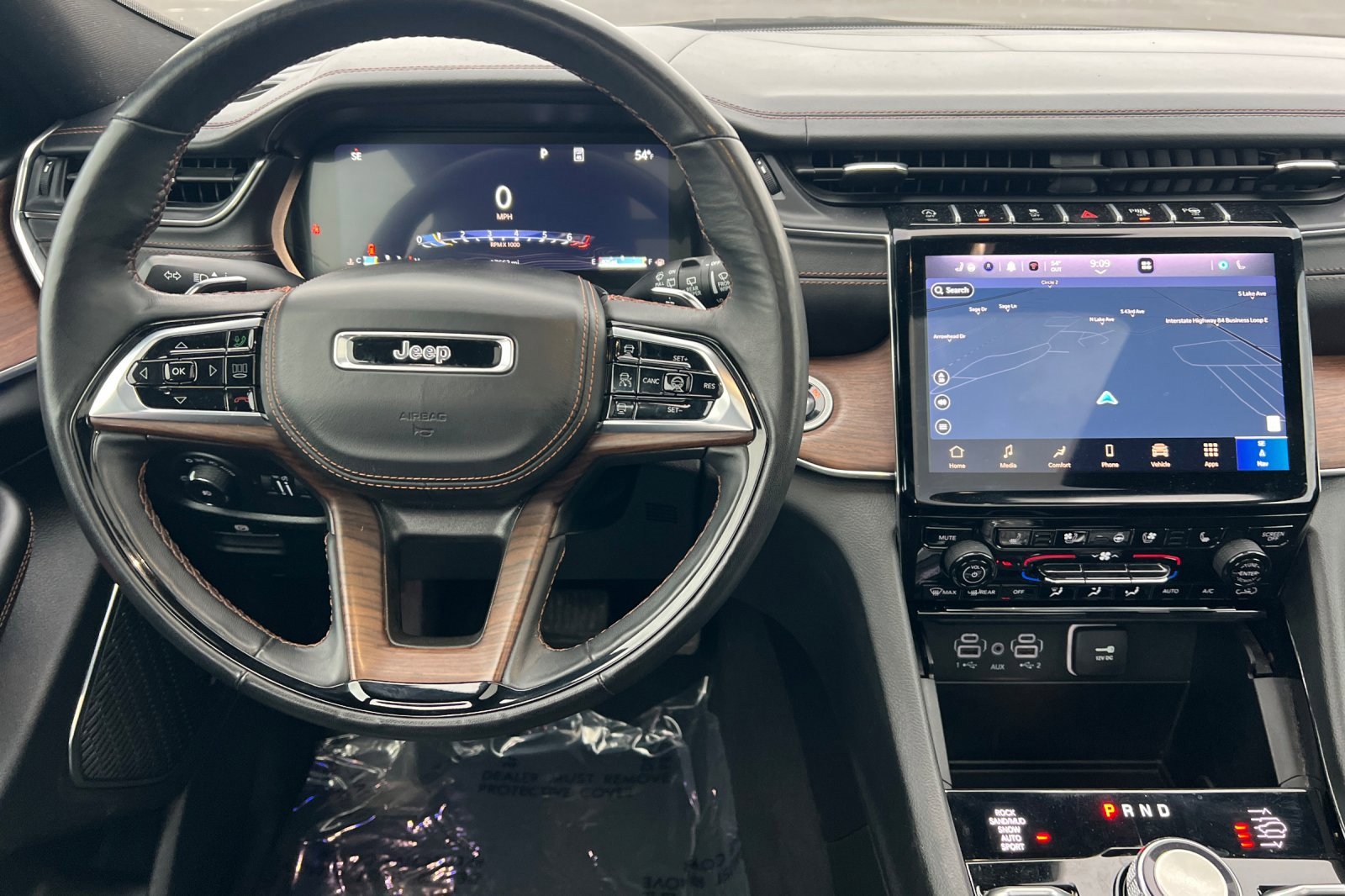 Used 2024 Jeep Grand Cherokee L Summit image 15