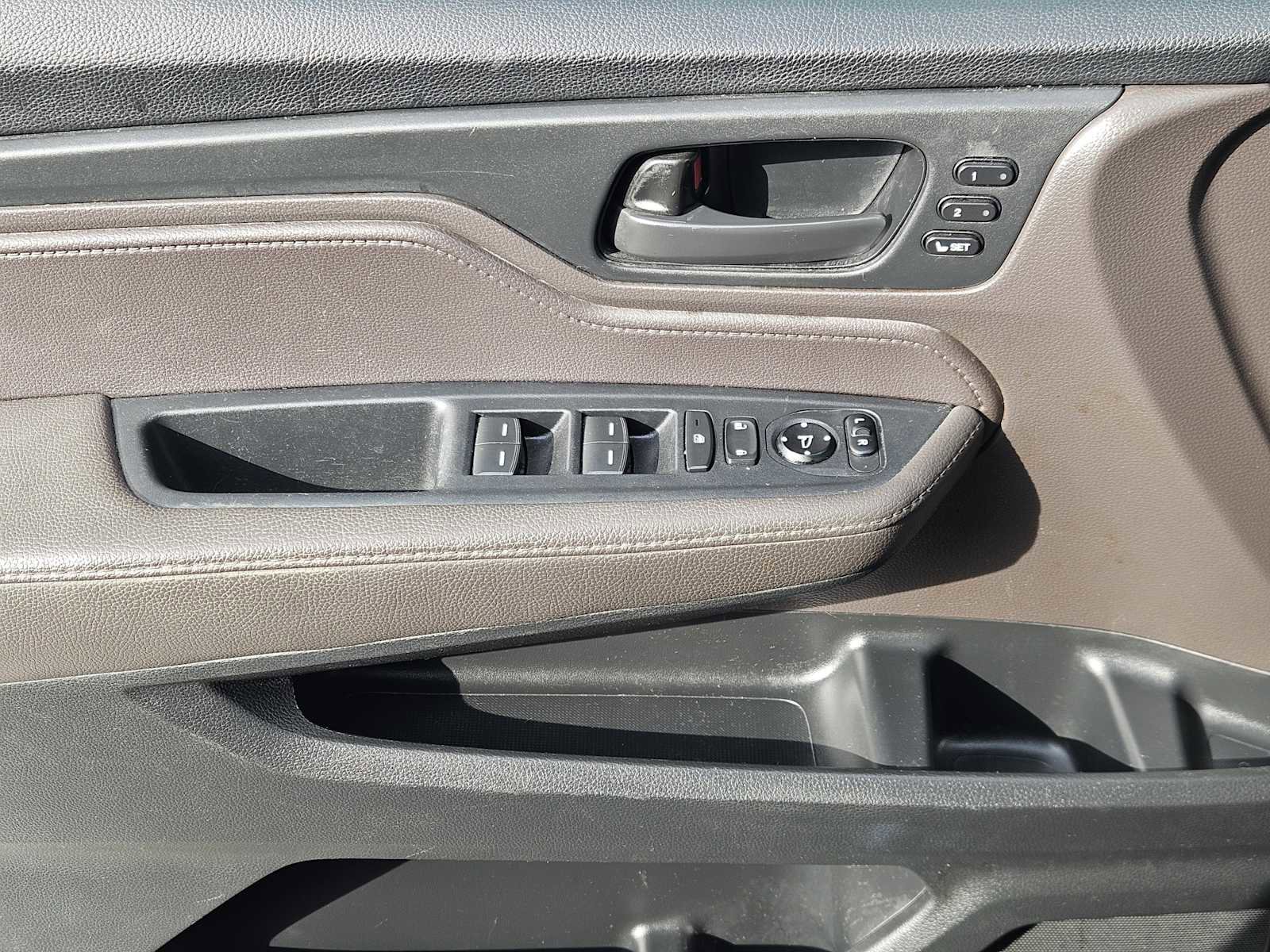 Used 2019 Honda Odyssey EX-L image 22