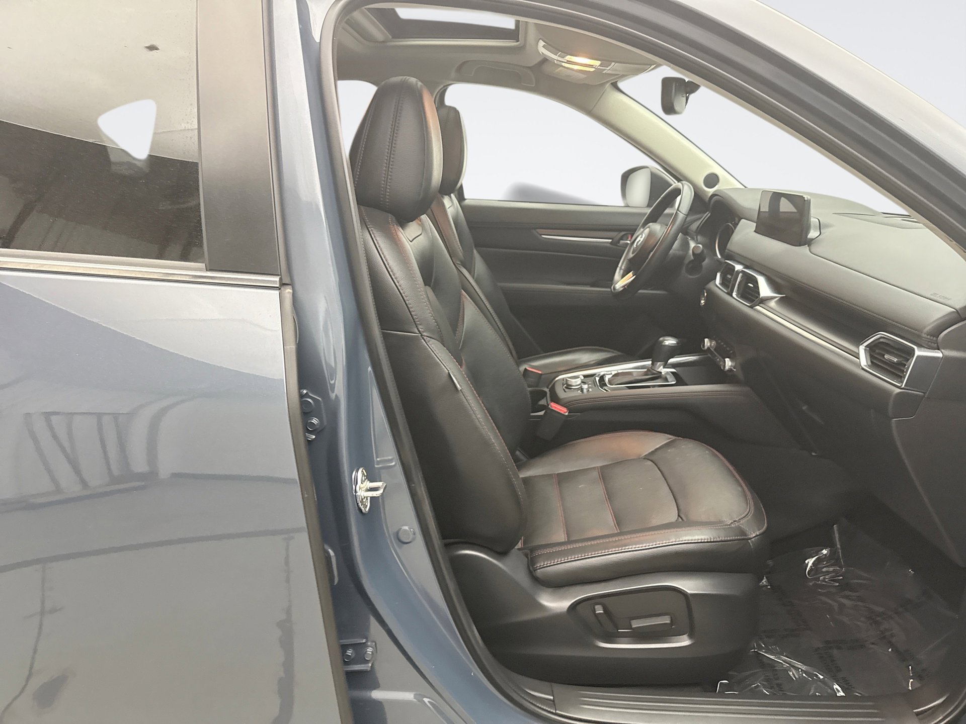 Used 2023 MAZDA CX-5 Carbon Edition AWD/4WD image 18