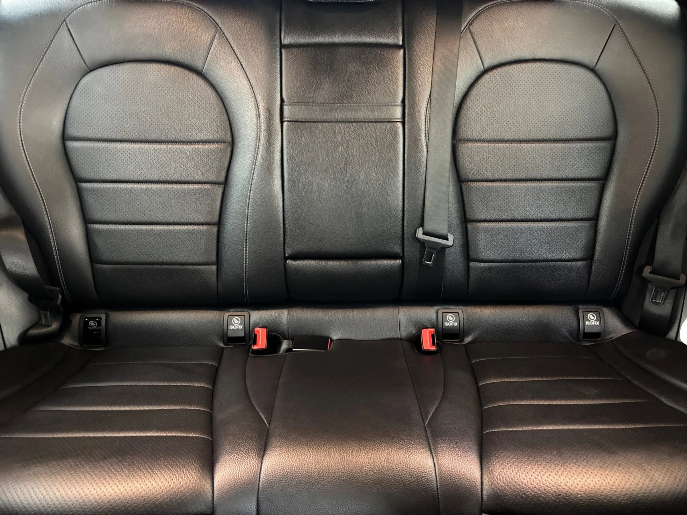 Used 2020 Mercedes-Benz GLC 300 4MATIC image 20