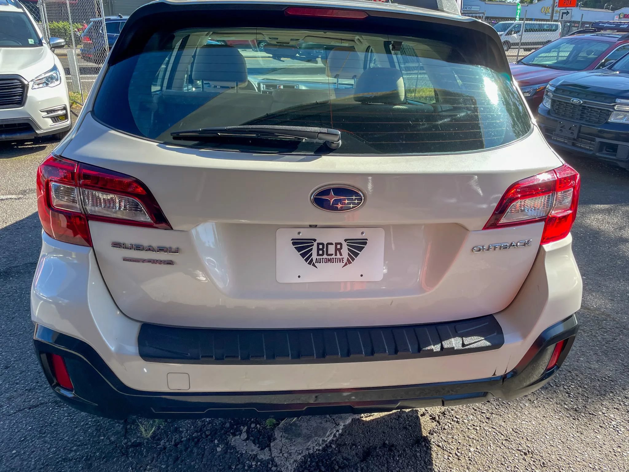 Used 2018 Subaru Outback 2.5i AWD/4WD image 9