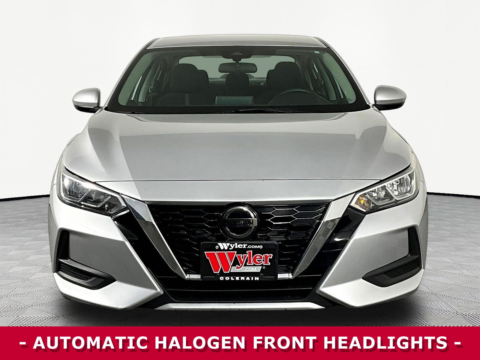 Used 2021 Nissan Sentra SV FWD image 2