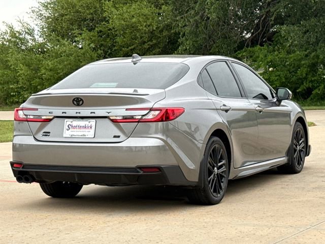 Used 2025 Toyota Camry SE w/ Convenience Package image 8
