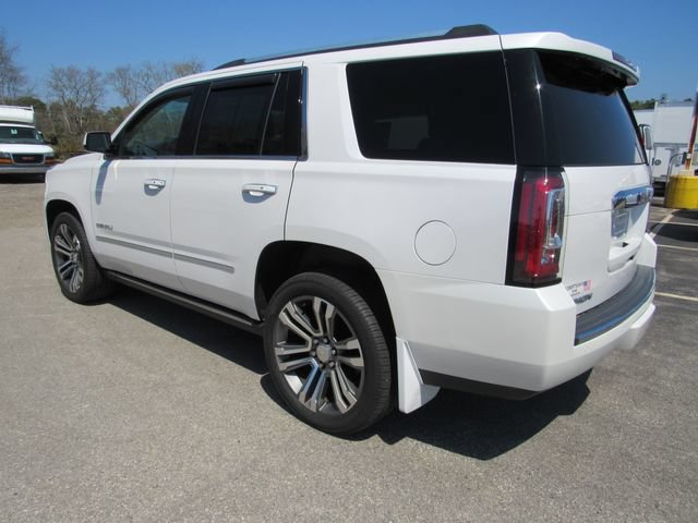 Certified 2020 GMC Yukon Denali w/ Denali Premium Package AWD/4WD image 6