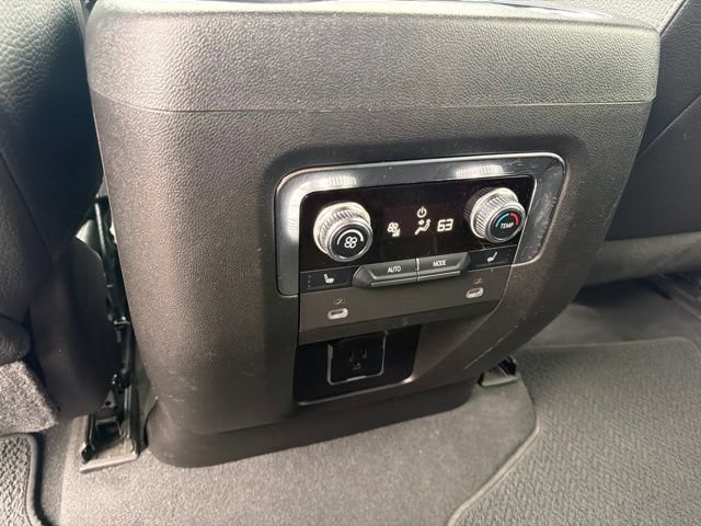 Used 2022 GMC Yukon XL Denali w/ Max Trailering Package AWD/4WD image 16