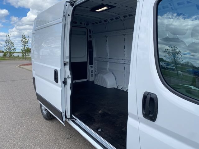 New 2026 RAM ProMaster 2500 w/ Convenience Group FWD image 21