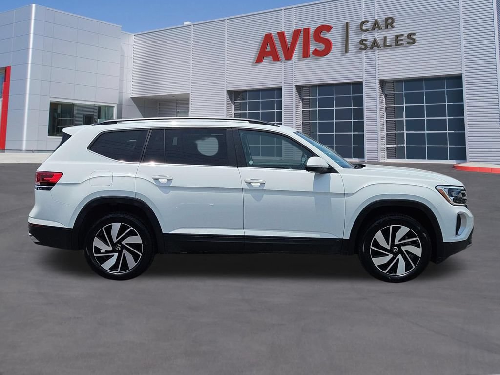 Used 2025 Volkswagen Atlas SE FWD image 7