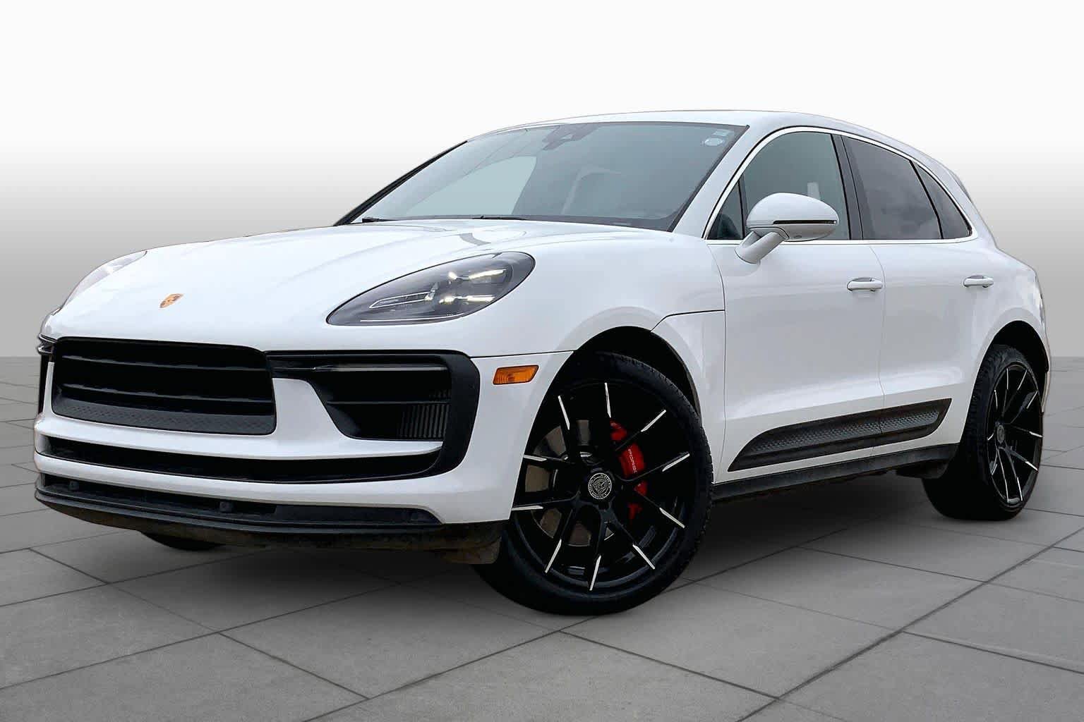 Used 2022 Porsche Macan S w/ Premium Package Plus AWD/4WD image 2