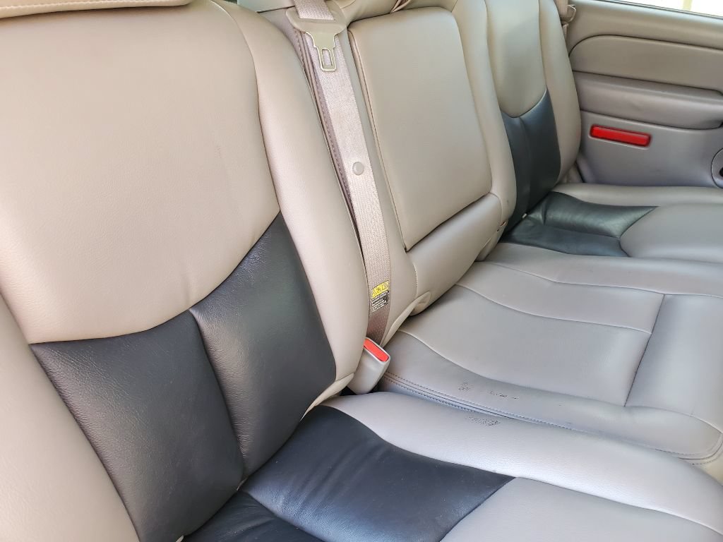 Used 2004 Chevrolet Tahoe LS RWD image 39