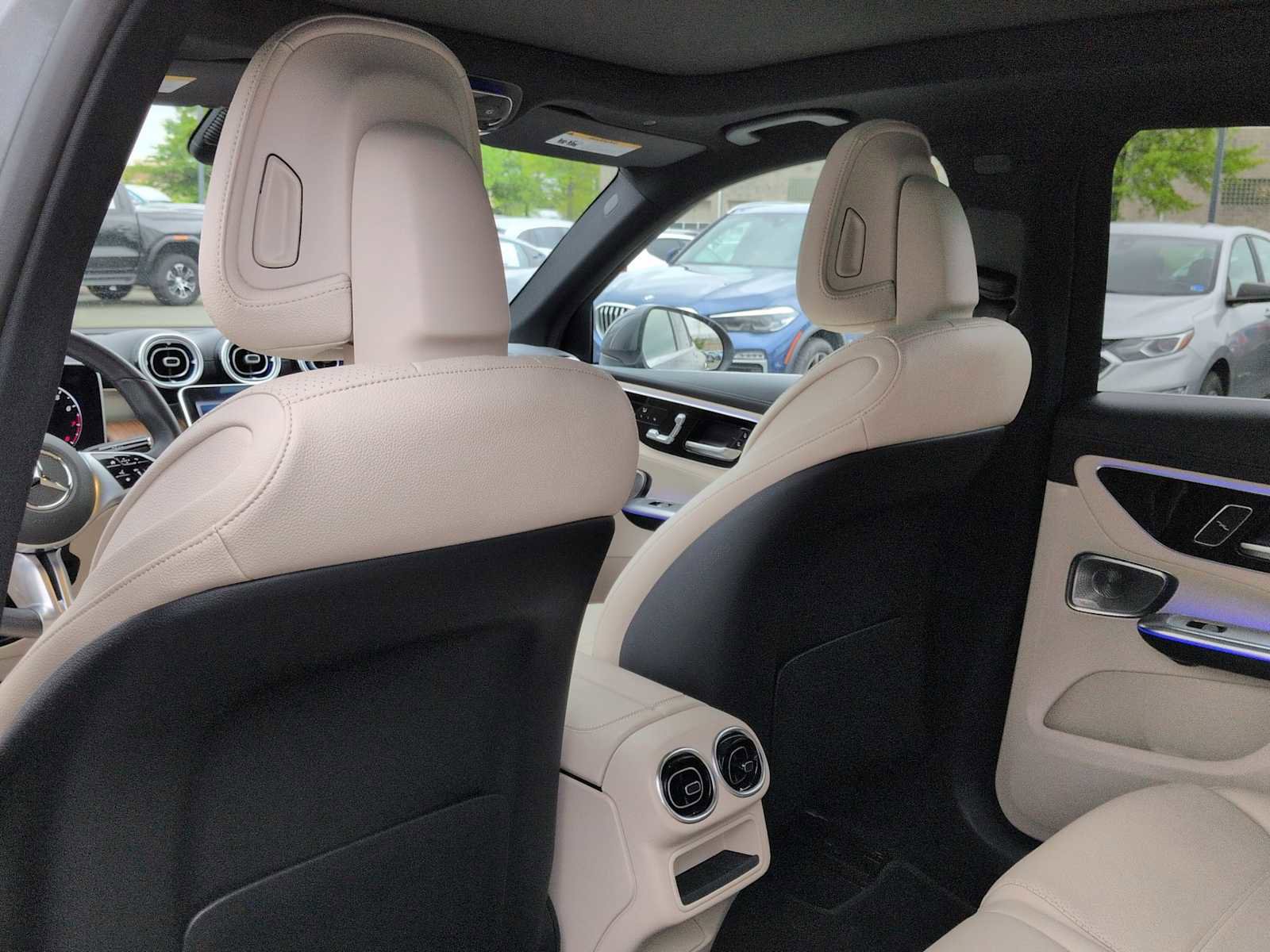 Used 2023 Mercedes-Benz GLC 300 4MATIC image 18