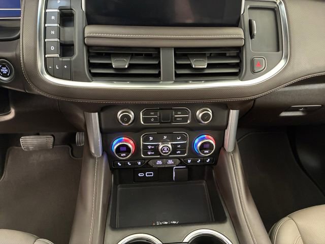 Used 2022 GMC Yukon SLT w/ SLT Premium Package AWD/4WD image 21