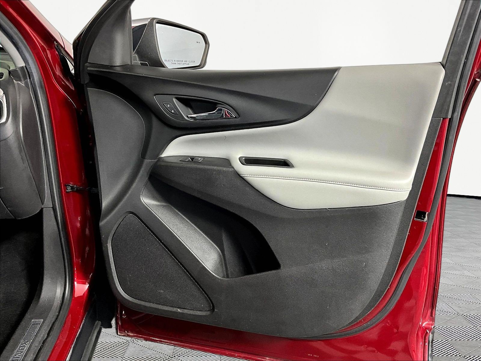 Used 2019 Chevrolet Equinox Premier FWD image 26