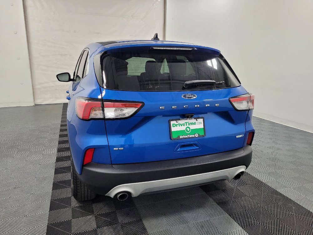 Used 2020 Ford Escape SE image 6