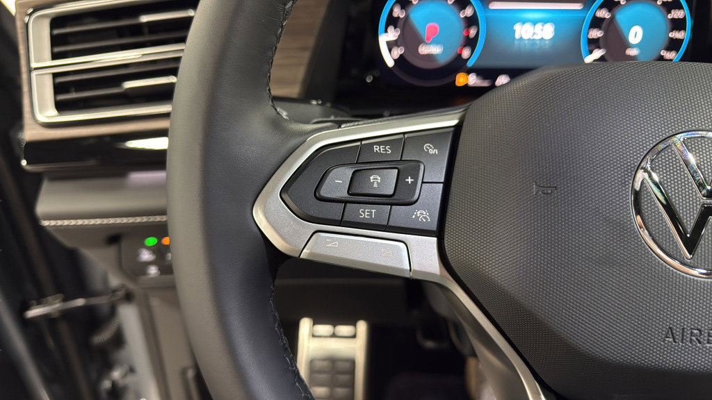 New 2026 Volkswagen Atlas SEL Premium R-Line image 24