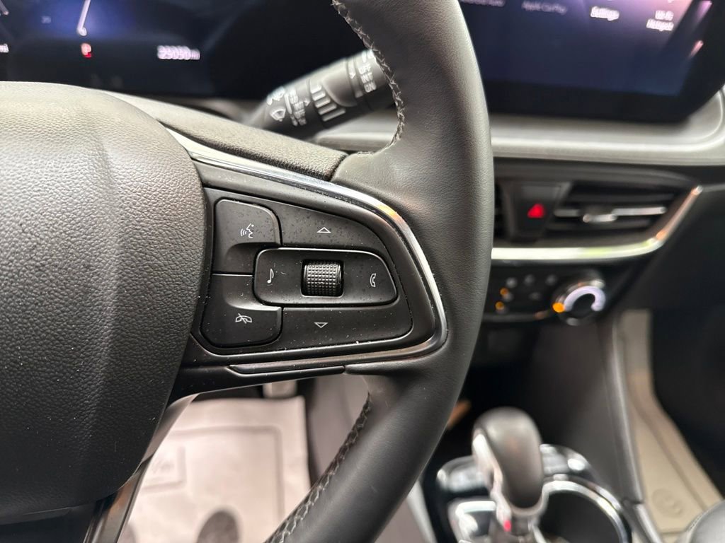 Used 2024 Buick Encore GX Sport Touring image 24