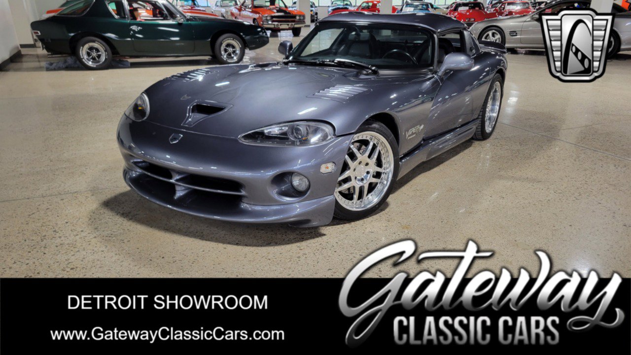 Used 2000 Dodge Viper RT/10 image 1