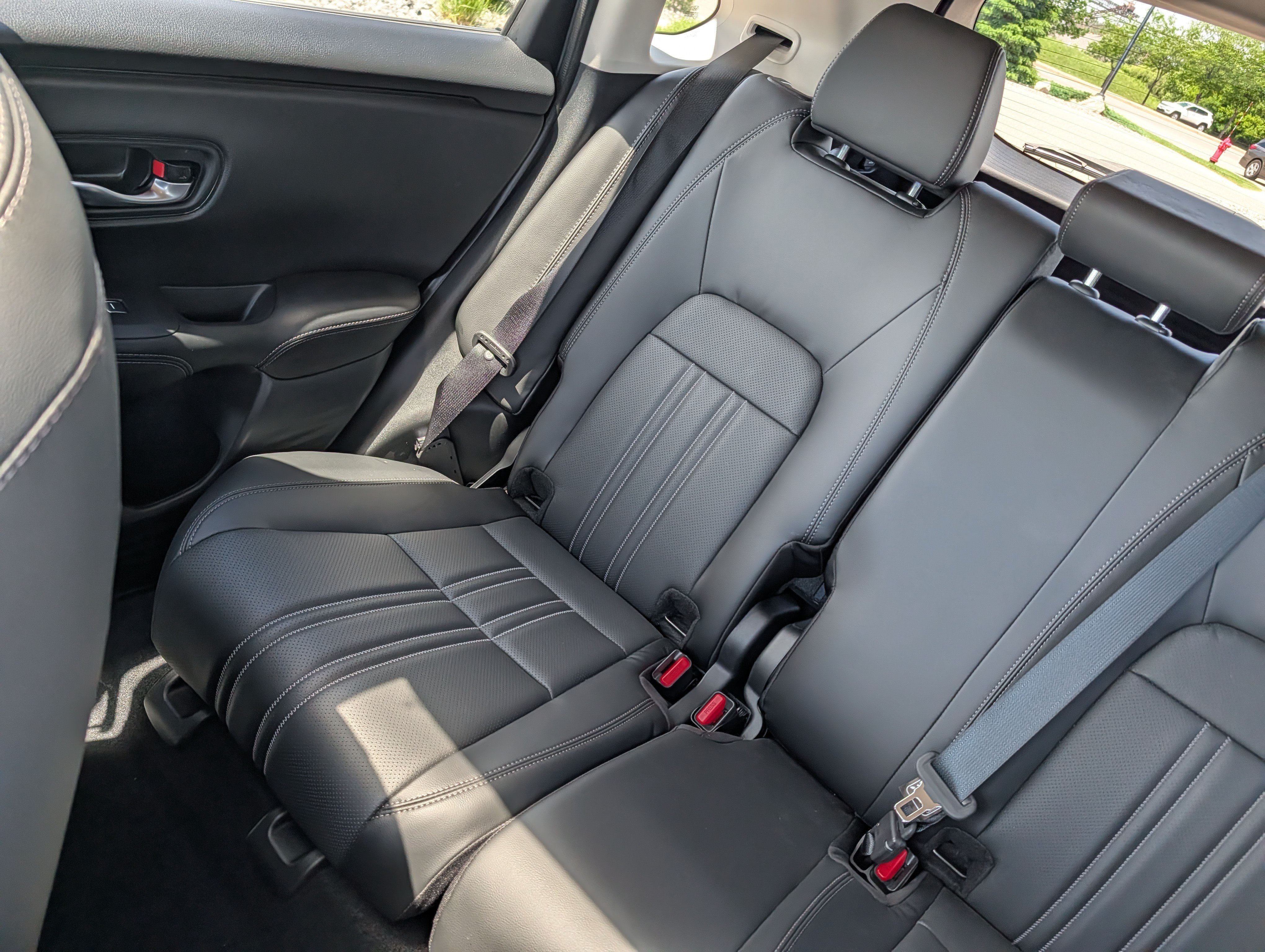 Used 2025 Honda HR-V EX-L image 12