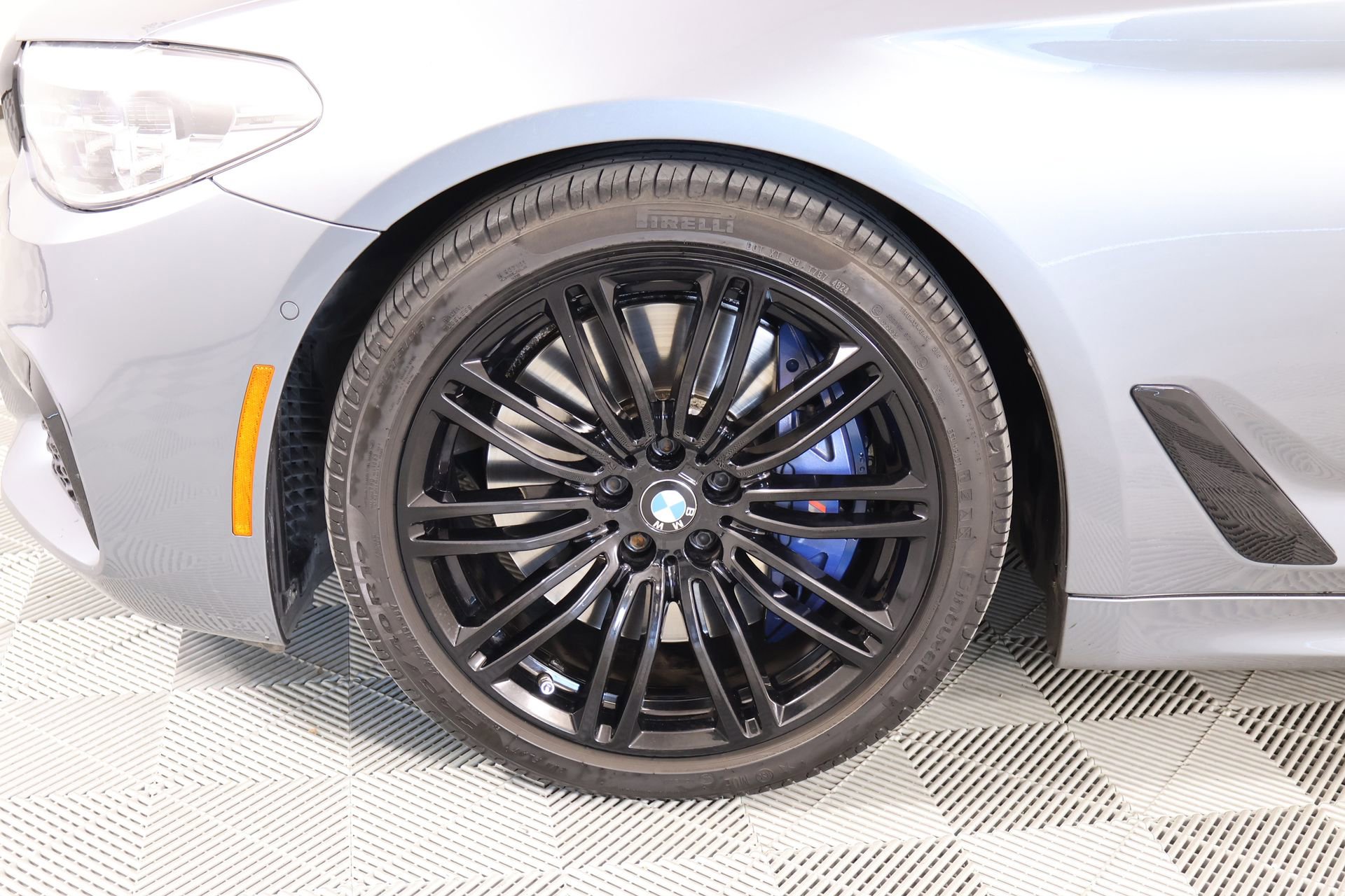 Used 2019 BMW M550i xDrive image 19