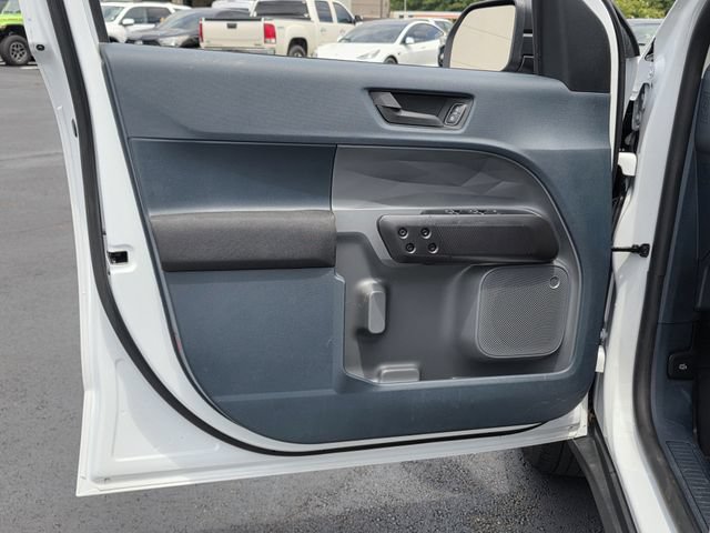 Certified 2025 Ford Maverick XL FWD image 14