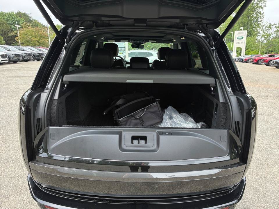New 2026 Land Rover Range Rover SE AWD/4WD image 15