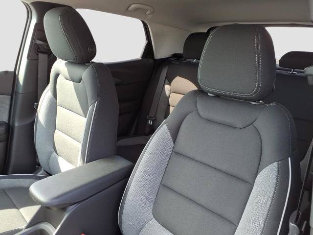 New 2026 Chevrolet TrailBlazer LT w/ Midnight Edition FWD image 19