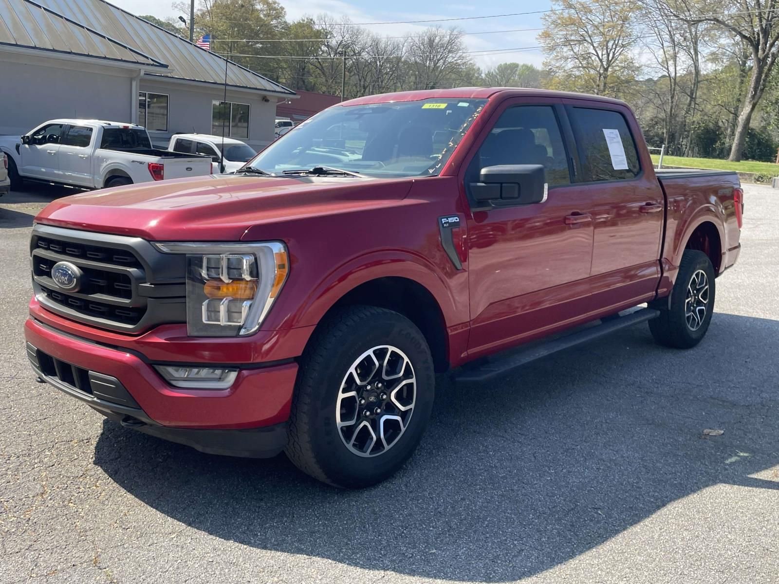 Certified 2022 Ford F150 XLT w/ Equipment Group 302A High image 10